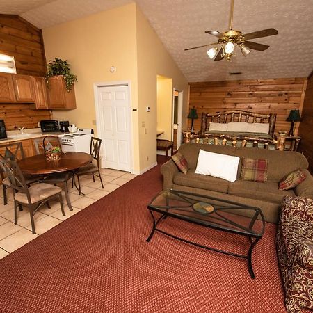 Cabin Close To Parkway Rd With River View Pigeon Forge Dış mekan fotoğraf